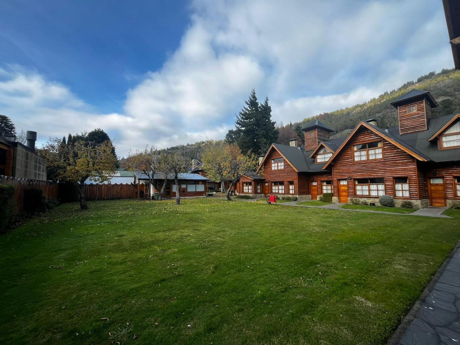 Apart Torres Del Sur San Martin de los Andes Luaran gambar
